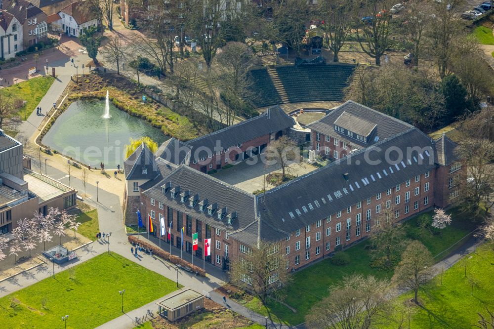 Dinslaken from above - Castle of the fortress Burg Dinslaken on Platz D'Agen in Dinslaken in the state North Rhine-Westphalia, Germany