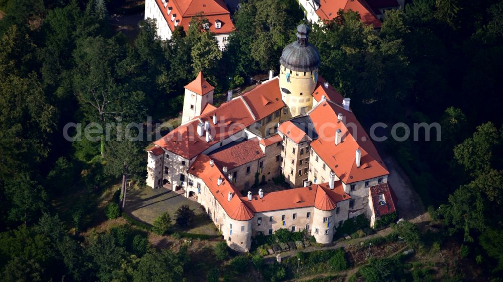 Chotyne from the bird's eye view: Castle of Schloss Grabstejn Grabstejn ( Grabenstein ) in Chotyne in Liberecky kraj, Czech Republic