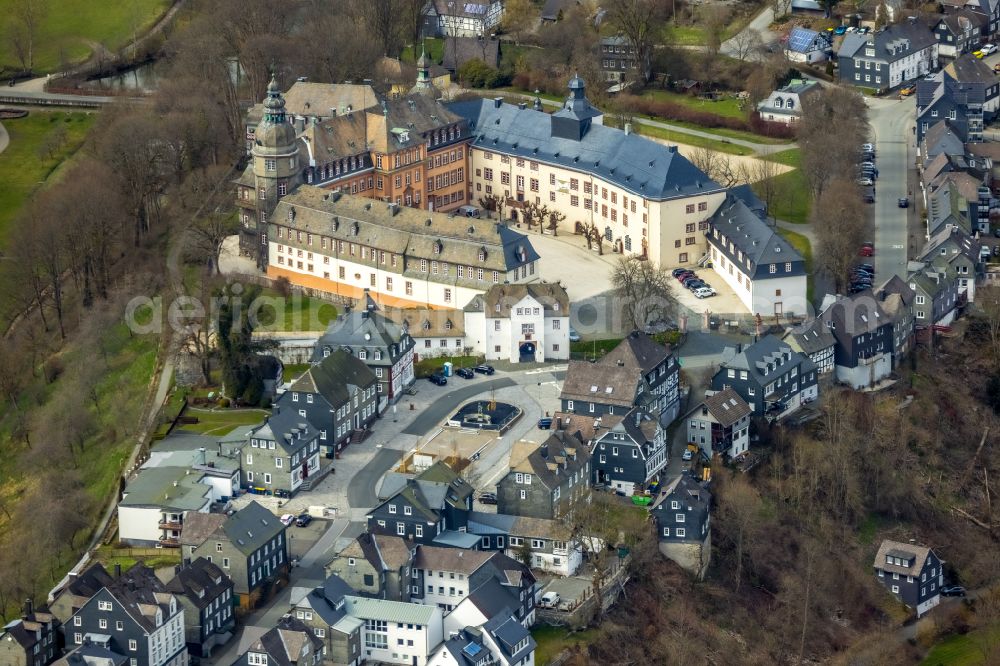 Aerial image Bad Berleburg - Castle complex on the plateau Schloss Berleburg on place Goetheplatz in Bad Berleburg at Siegerland in the state North Rhine-Westphalia, Germany