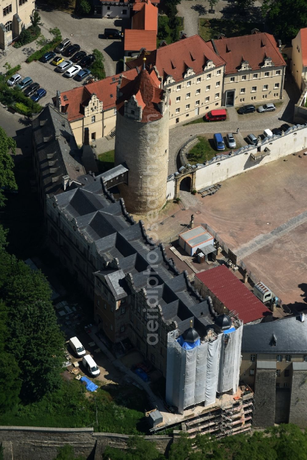 Aerial photograph Bernburg (Saale) - Castle of Palace Bernburg in Bernburg (Saale) in the state Saxony-Anhalt