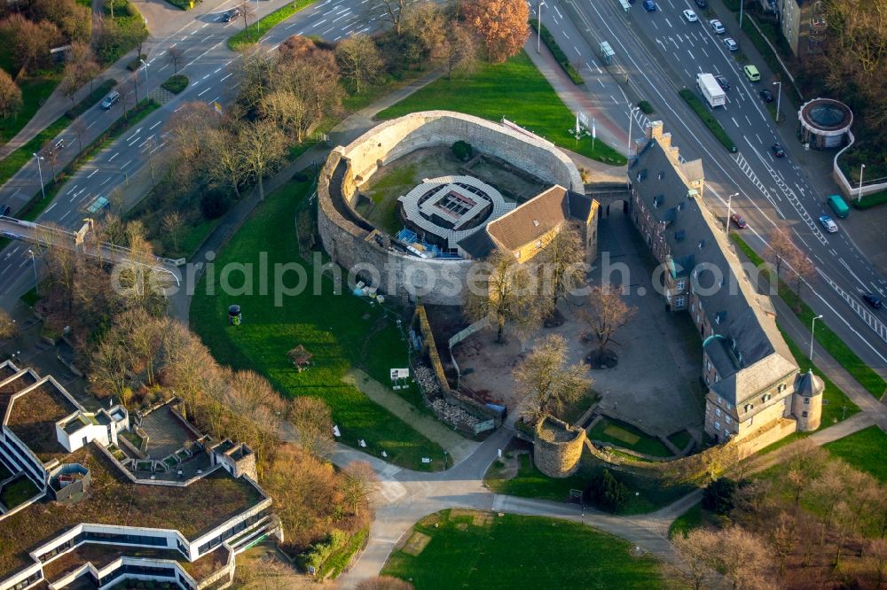 Mülheim an der Ruhr from above - Castle of Schloss Broich in Muelheim on the Ruhr in the state North Rhine-Westphalia