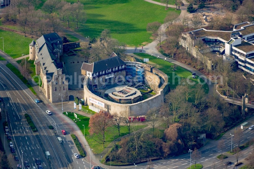 Aerial photograph Mülheim an der Ruhr - Castle of Schloss Broich in Muelheim on the Ruhr in the state North Rhine-Westphalia