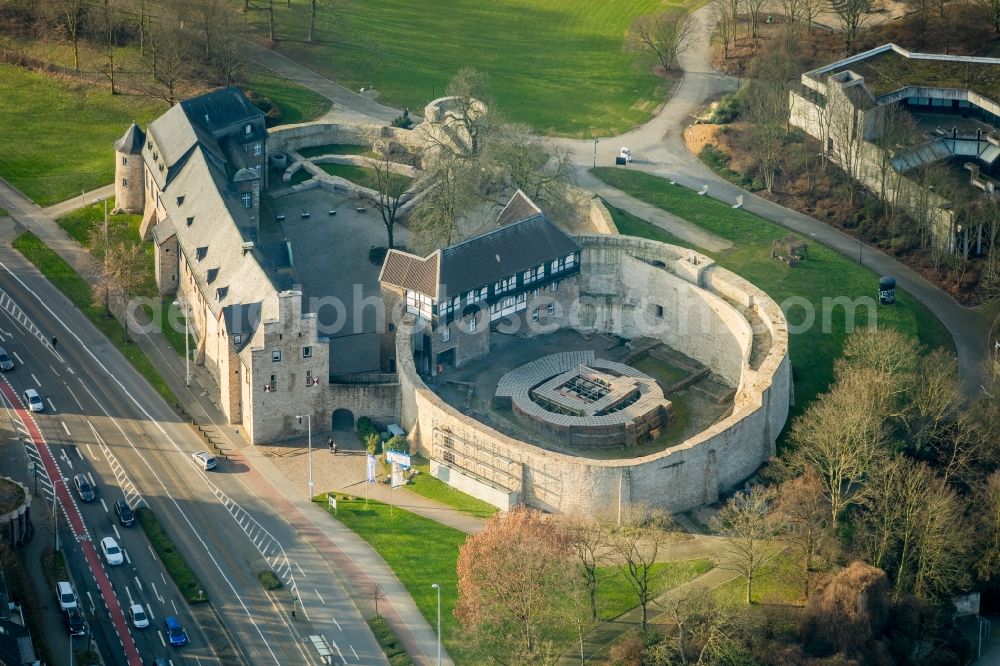 Aerial photograph Mülheim an der Ruhr - Construction site castle of Schloss Broich in Muelheim on the Ruhr in the state North Rhine-Westphalia