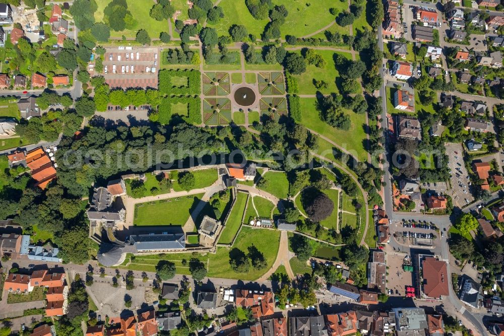 Aerial image Bad Bentheim - Castle of Schloss Burg Bentheim on Schlossstrasse in Bad Bentheim in the state Lower Saxony, Germany