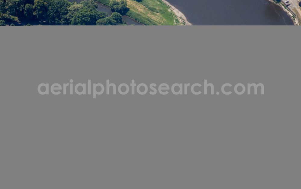 Decin from the bird's eye view: Castle of on street Dlouha Jizda in Decin in Ustecky kraj - Aussiger Region, Czech Republic