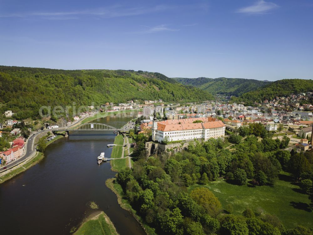 Aerial image Decin - Castle of on street Dlouha Jizda in Decin in Ustecky kraj - Aussiger Region, Czech Republic