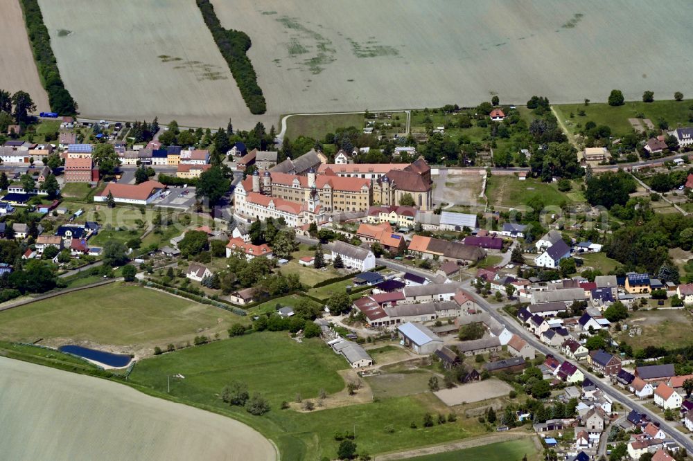 Prettin from the bird's eye view: Castle complex of the castle and the memorial on the street An der Lichtenburg in Prettin in the federal state of Saxony-Anhalt, Germany