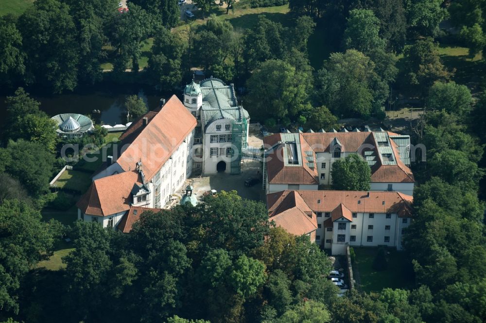 Gifhorn from above - Castle of Schloss in Gifhorn in the state Lower Saxony