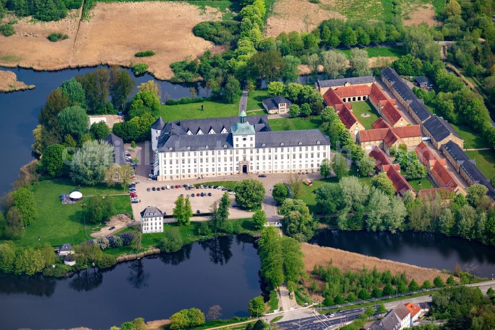 Aerial photograph Schleswig - Castle of Schloss Gottorf in the district Annettenhoeh in Schleswig in the state Schleswig-Holstein