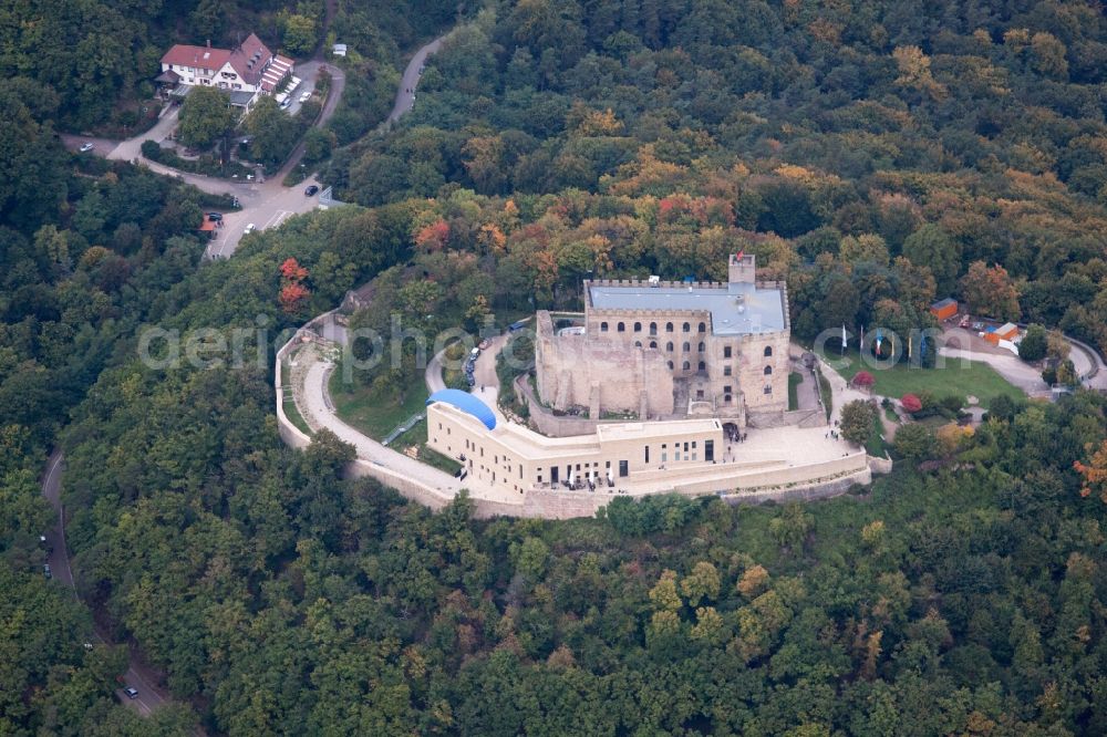 Aerial photograph Neustadt an der Weinstraße - Castle of Schloss Hambacher Schloss in Neustadt an der Weinstrasse in the state Rhineland-Palatinate, Germany