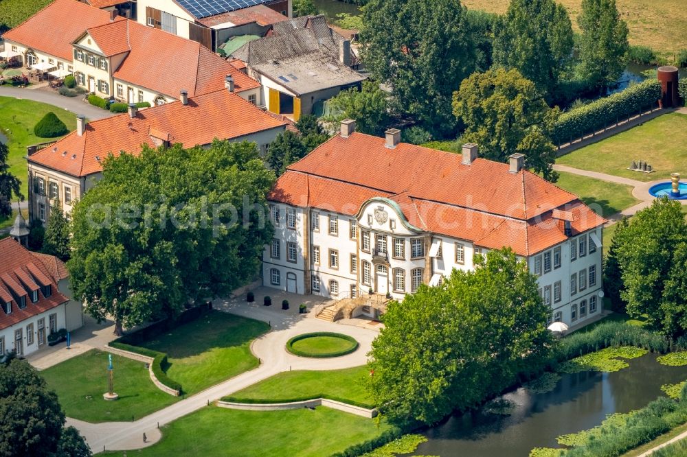 Aerial image Harkotten - Castle of Schloss Harkotten in Harkotten in the state North Rhine-Westphalia, Germany