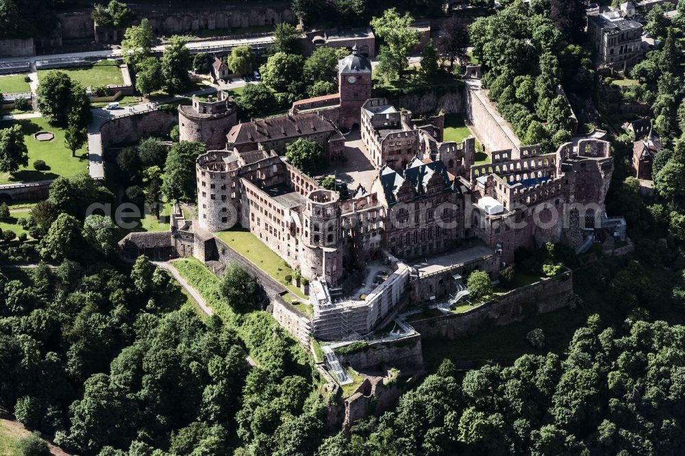 Heidelberg from the bird's eye view: Castle of Schloss Heidelberg in Heidelberg in the state Baden-Wuerttemberg, Germany