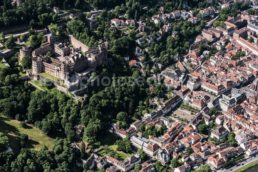 Aerial photograph Heidelberg - Castle of Schloss Heidelberg in Heidelberg in the state Baden-Wuerttemberg, Germany