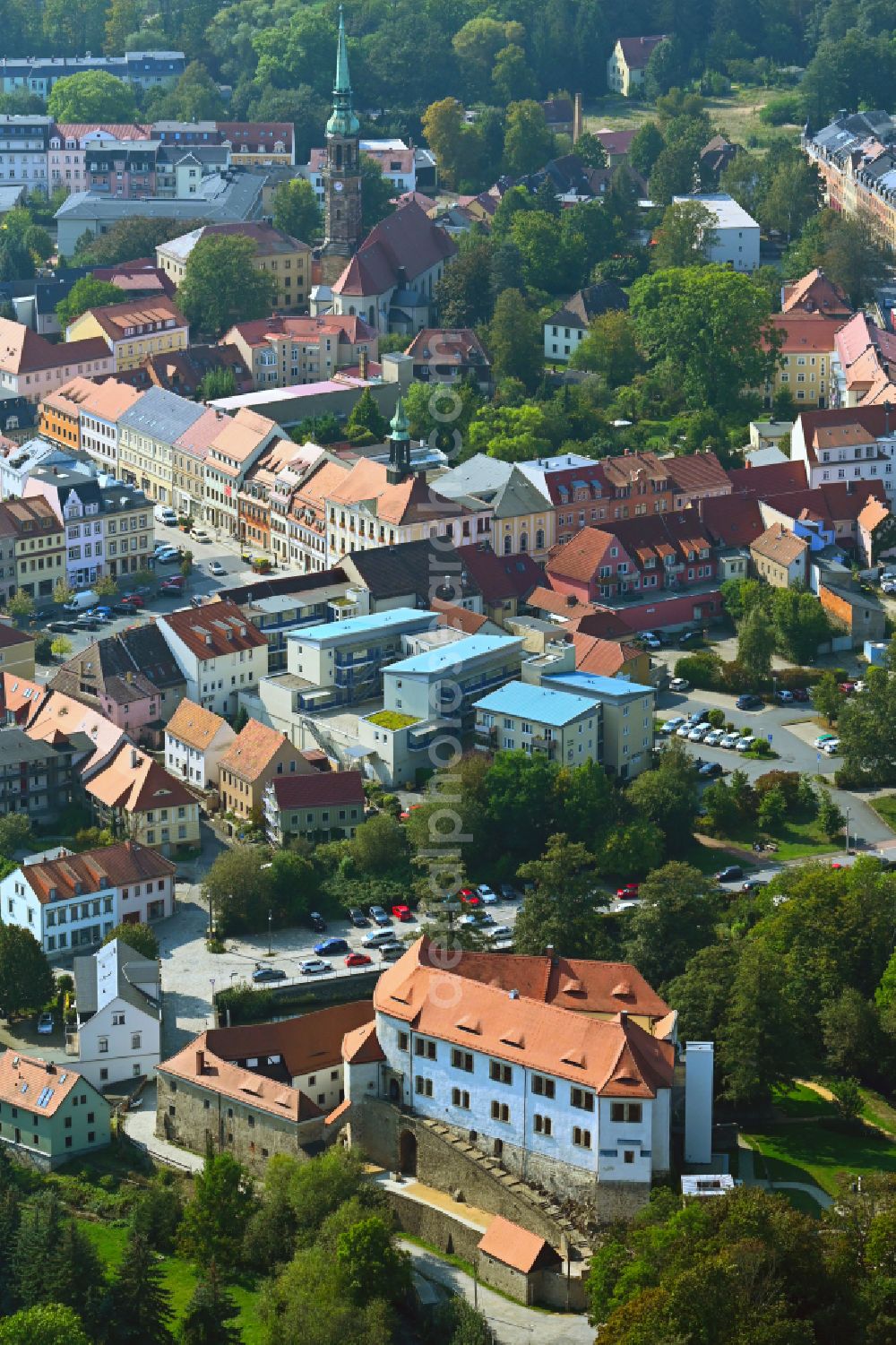 Radeberg from the bird's eye view: Castle of Klippenstein on street Schlossstrasse in the district Feldschloesschen in Radeberg in the state Saxony, Germany