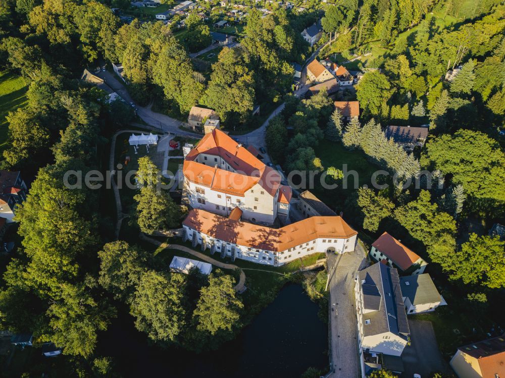 Aerial photograph Radeberg - Castle of Klippenstein on street Schlossstrasse in the district Feldschloesschen in Radeberg in the state Saxony, Germany