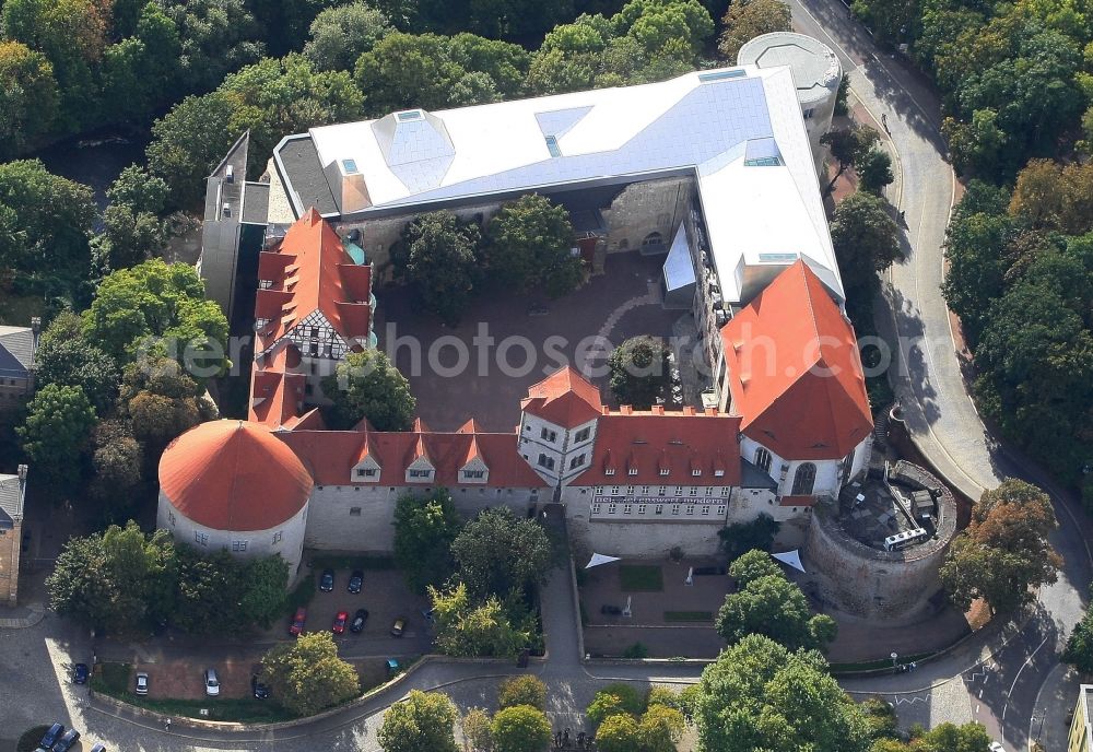 Aerial image Halle (Saale) - Castle of Schloss Kunstmuseum Moritzburg on Friedemann-Bach-Platz in the district Mitte in Halle (Saale) in the state Saxony-Anhalt