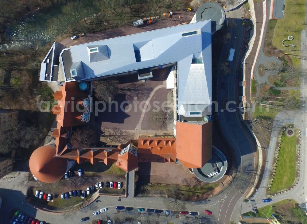 Halle (Saale) from the bird's eye view: Castle of Schloss Kunstmuseum Moritzburg on Friedemann-Bach-Platz in the district Mitte in Halle (Saale) in the state Saxony-Anhalt