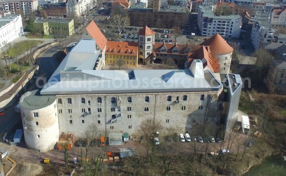 Aerial image Halle (Saale) - Castle of Schloss Kunstmuseum Moritzburg on Friedemann-Bach-Platz in the district Mitte in Halle (Saale) in the state Saxony-Anhalt