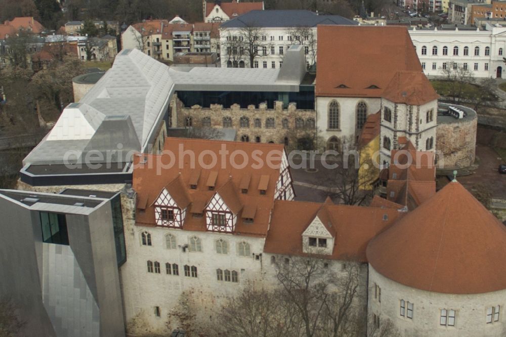 Halle (Saale) from the bird's eye view: Castle of Schloss Kunstmuseum Moritzburg on Friedemann-Bach-Platz in the district Mitte in Halle (Saale) in the state Saxony-Anhalt