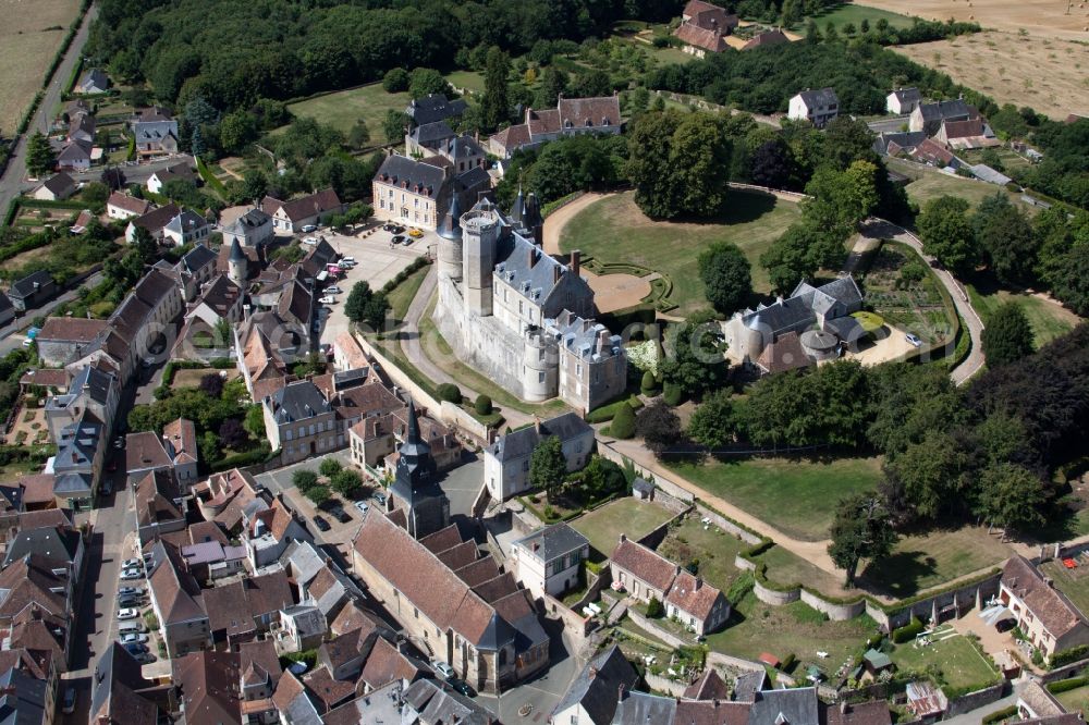 Aerial photograph Montmirail - Castle of Schloss in Montmirail in Pays de la Loire, France