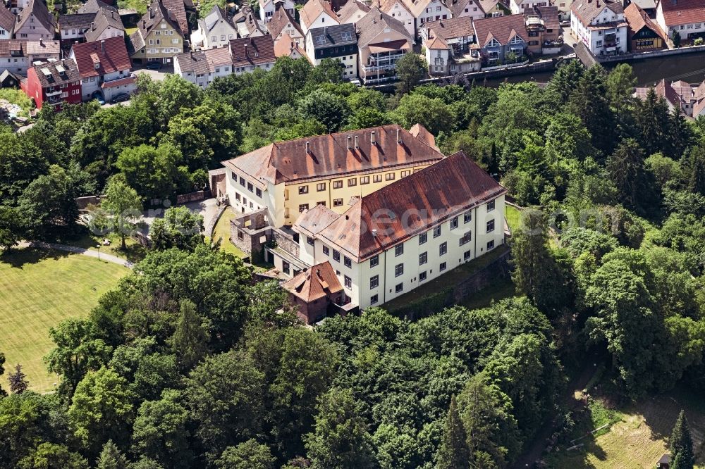 Aerial photograph Neuenbürg - Castle of Neuenburg in Neuenbuerg in the state Baden-Wuerttemberg, Germany