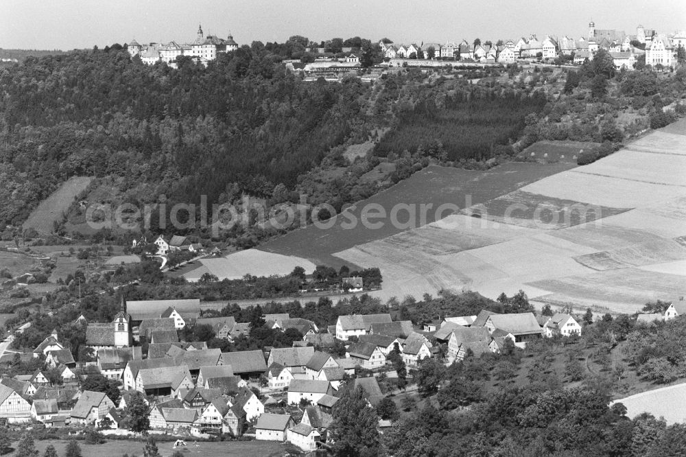 Aerial photograph Langenburg - Castle of at the center of in Langenburg in the state Baden-Wuerttemberg, Germany