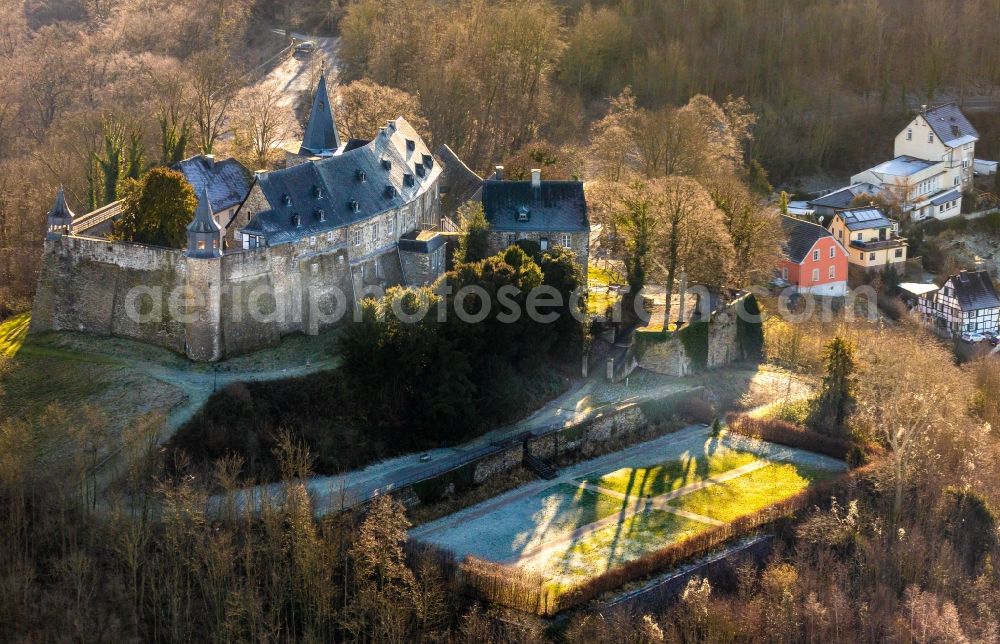 Aerial photograph Hagen - Castle of in the district Hohenlimburg in Hagen in the state North Rhine-Westphalia, Germany