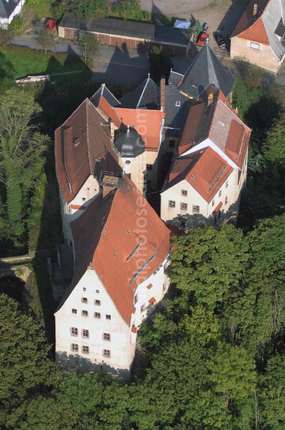 Aerial image Reinsberg - Castle of on street Kirchgasse in Reinsberg in the state Saxony, Germany