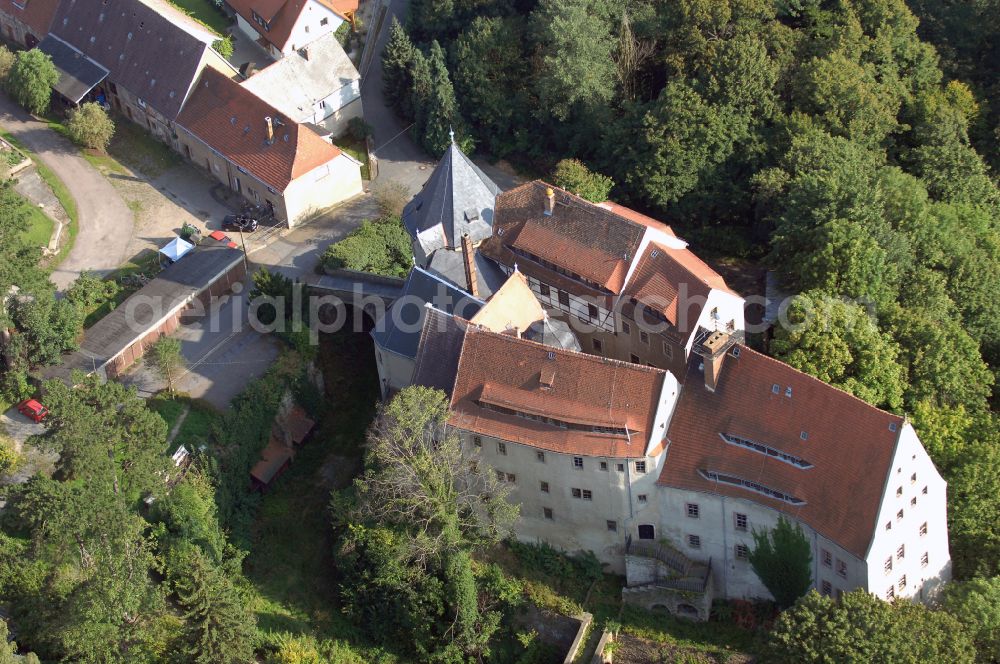 Aerial photograph Reinsberg - Castle of on street Kirchgasse in Reinsberg in the state Saxony, Germany