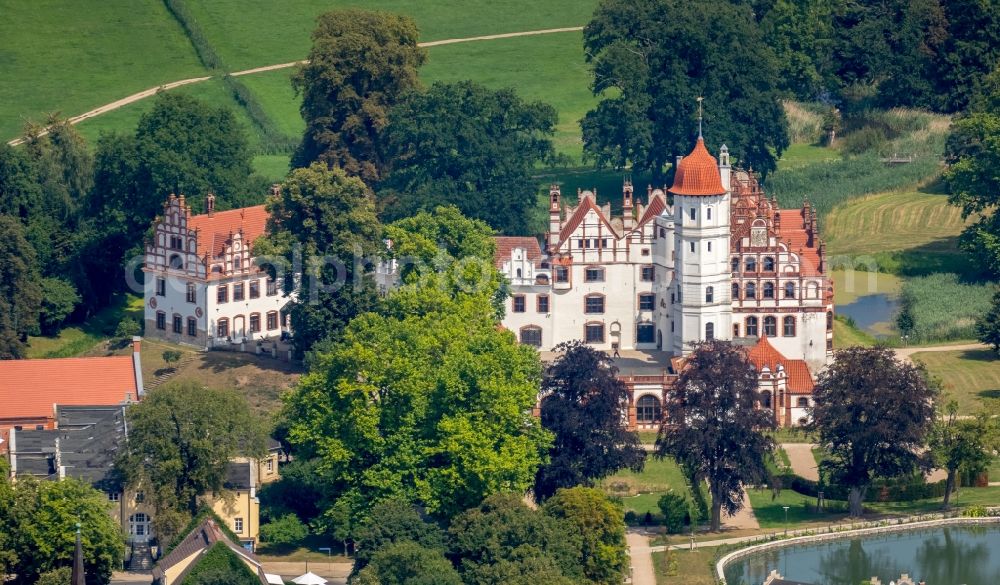 Basedow from the bird's eye view: Castle Basedow in Basedow in the state Mecklenburg - Western Pomerania