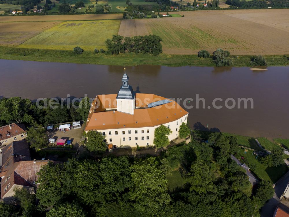 Aerial image Neuhirschstein - Castle of Schloss Hirschstein in Neuhirschstein in the state Saxony, Germany