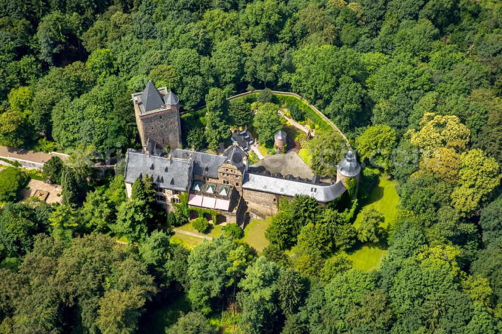 Essen from the bird's eye view: Castle of Schloss Schloss Landsberg on August-Thyssen-Strasse in Essen in the state North Rhine-Westphalia