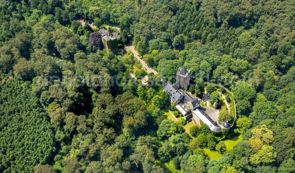 Aerial image Essen - Castle of Schloss Schloss Landsberg on August-Thyssen-Strasse in Essen in the state North Rhine-Westphalia