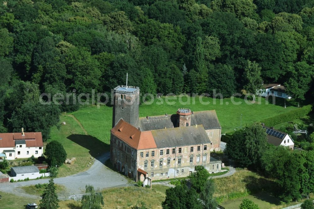 Schnaditz from above - Castle of Schloss Schnaditz e.V. in Bad Dueben in the state Saxony