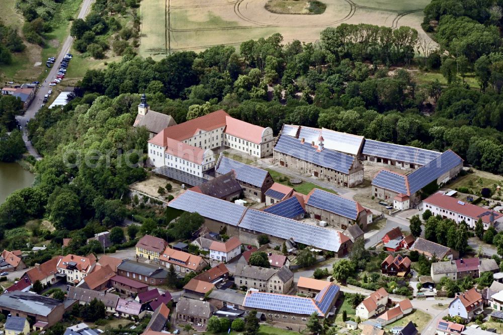 Aerial photograph Walbeck - Castle of in Walbeck in the state Saxony-Anhalt, Germany