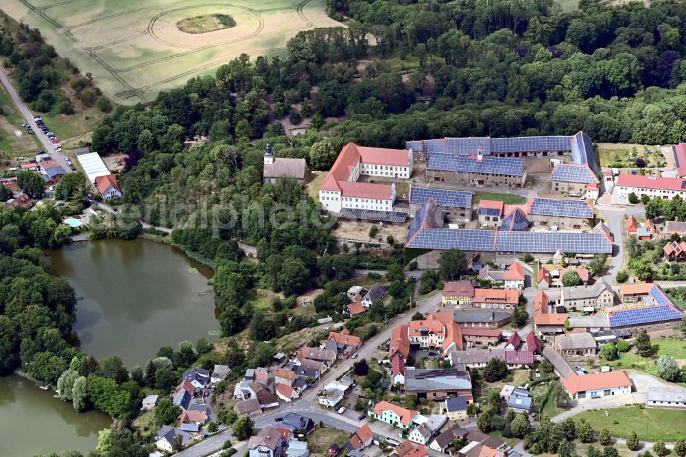 Aerial image Walbeck - Castle of in Walbeck in the state Saxony-Anhalt, Germany