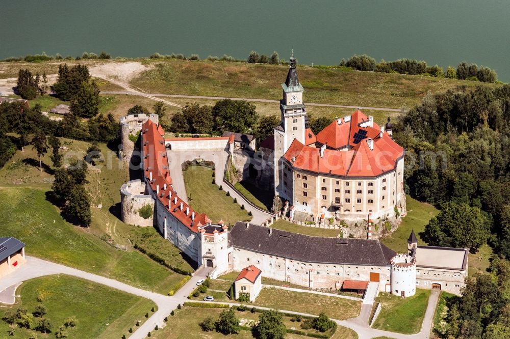 Aerial image Wallsee - Castle of Wallsee in Wallsee in Lower Austria, Austria