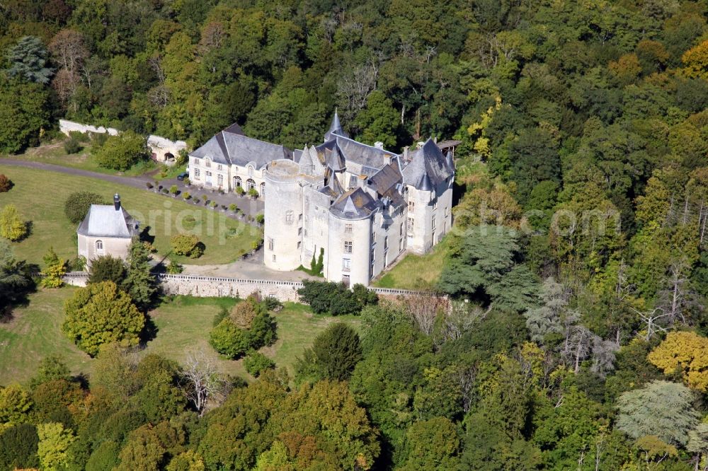 Coutures from the bird's eye view: Castle of Chateau Montsabert in the district Montsabert in Coutures in Pays de la Loire, France