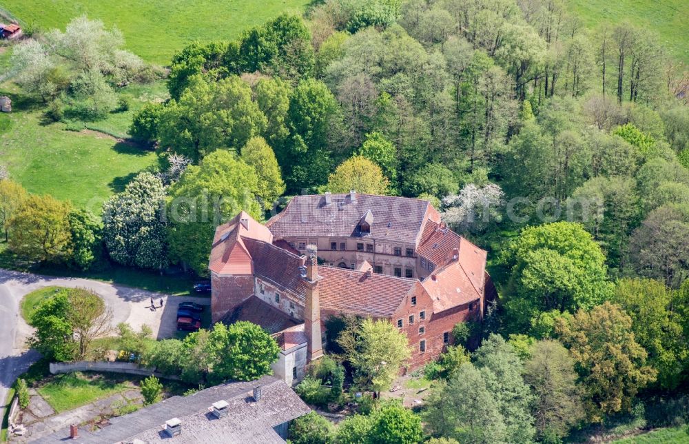 Aerial photograph Wittstock/Dosse - Castle of the fortress Burg Goldbeck on Burgstrasse in Goldbeck in the state Brandenburg