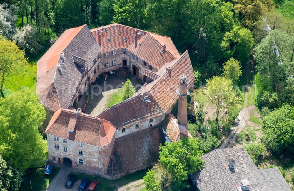 Wittstock/Dosse from the bird's eye view: Castle of the fortress Burg Goldbeck on Burgstrasse in Goldbeck in the state Brandenburg