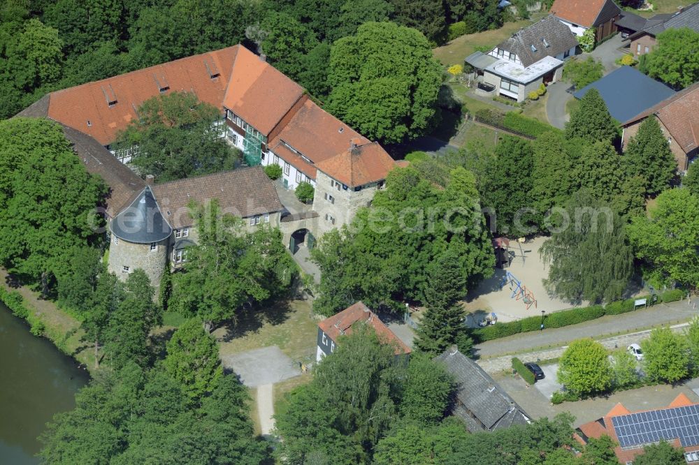 Wolfsburg from the bird's eye view: Castle of the fortress Burg Neuhaus in Wolfsburg in the state Lower Saxony