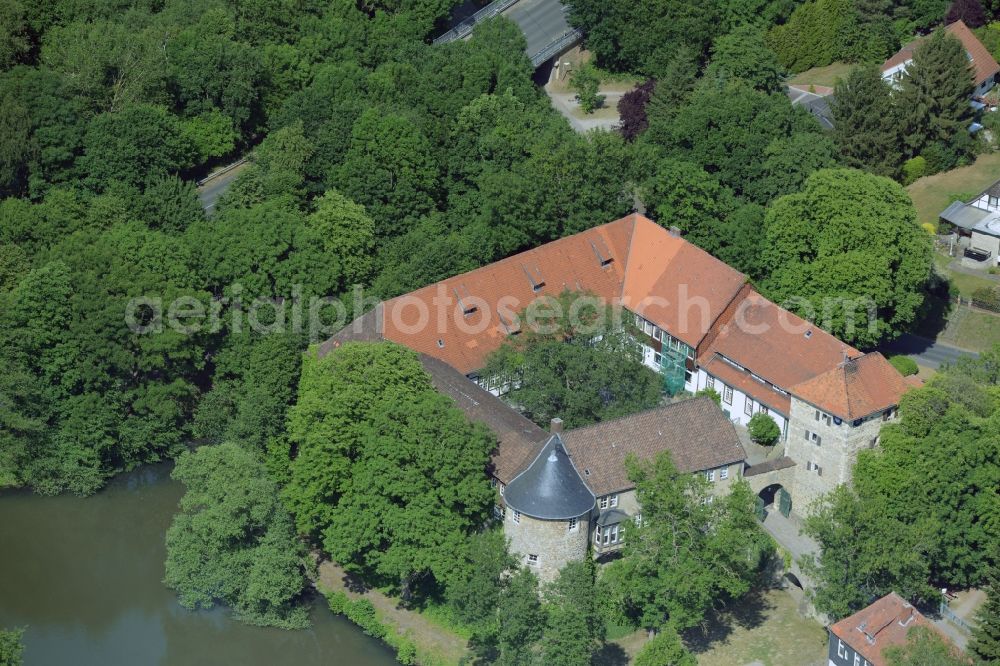 Wolfsburg from the bird's eye view: Castle of the fortress Burg Neuhaus in Wolfsburg in the state Lower Saxony