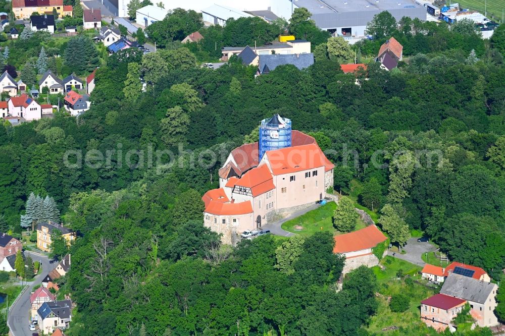 Aerial image Schönfels - Castle of the fortress Burg Schoenfels on Burgstrasse in Schoenfels in the state Saxony