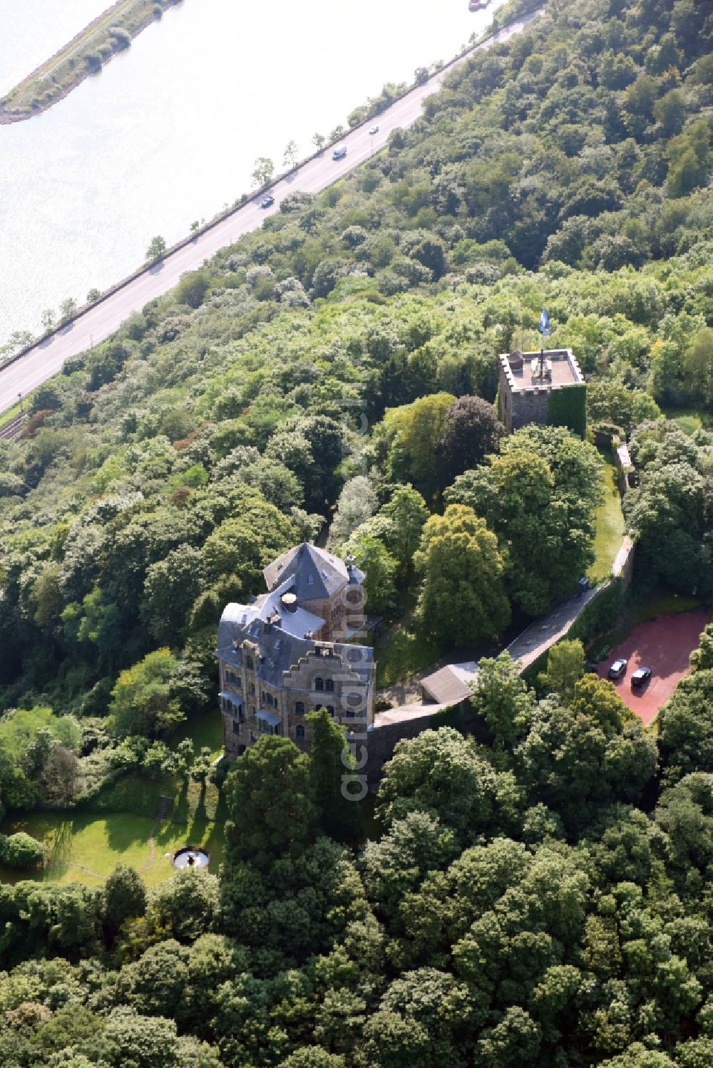 Aerial image Bad Breisig - Castle of the fortress on Burgweg in Bad Breisig in the state Rhineland-Palatinate, Germany