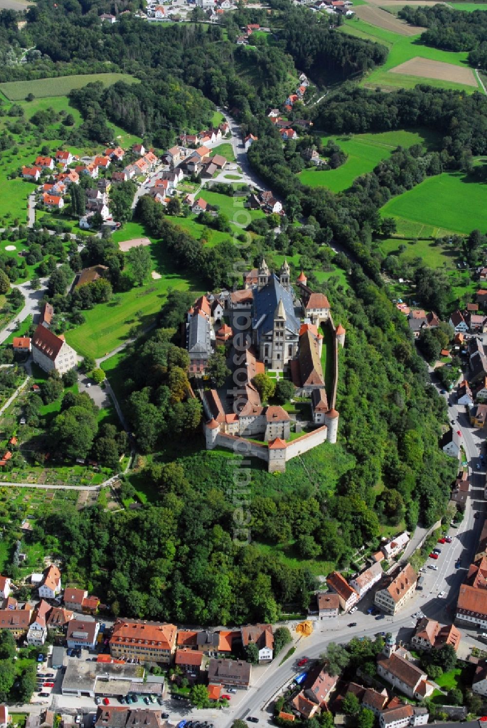 Aerial image Schwäbisch Hall - Castle of the fortress Comburg in the district Steinbach in Schwaebisch Hall in the state Baden-Wuerttemberg, Germany