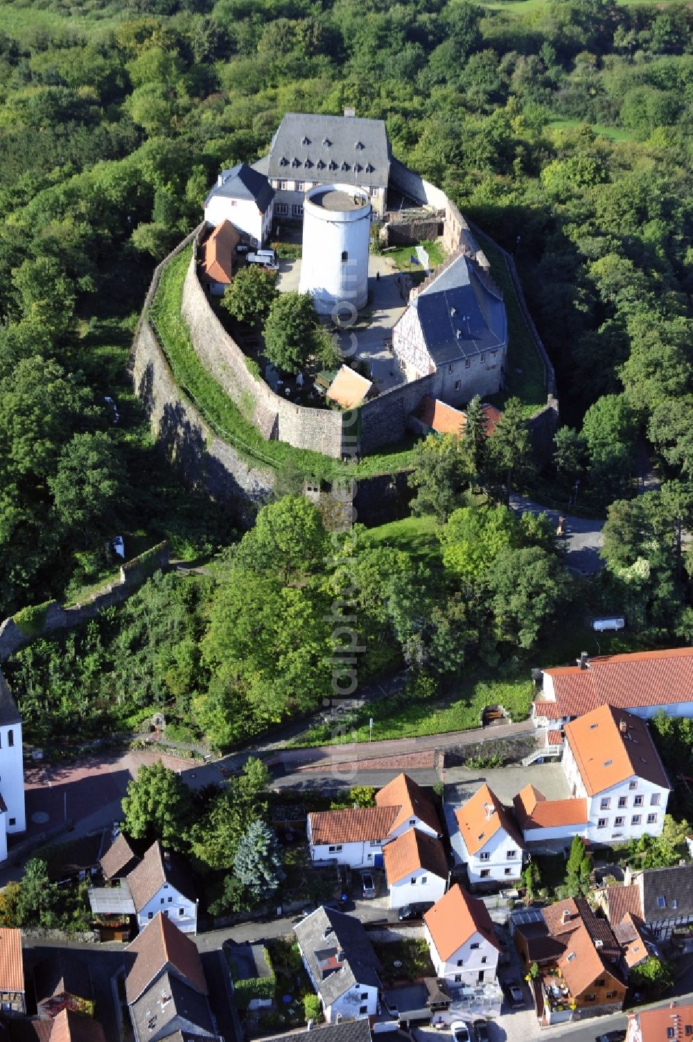 Aerial image Otzberg - Castle of the fortress in the district Hering in Otzberg in the state Hesse, Germany