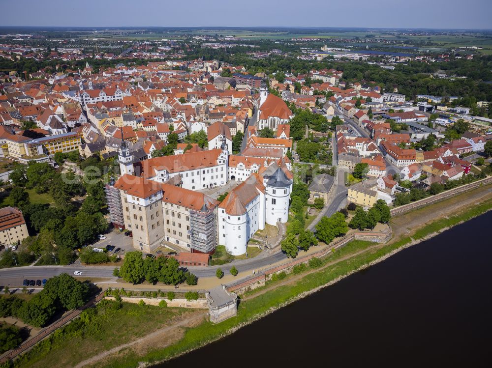 Aerial image Torgau - Castle of the fortress Schloss und Schlosskirche Hartenfels in Torgau in the state Saxony