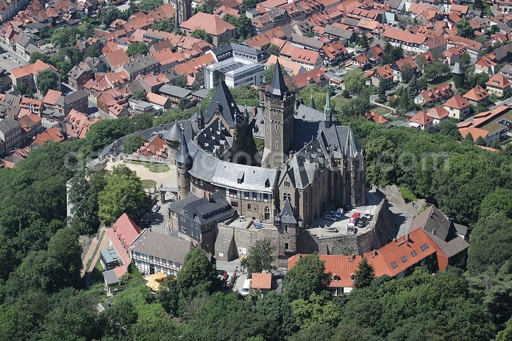 Aerial photograph Wernigerode - Castle of the fortress Schloss Wernigerode in Wernigerode in the state Saxony-Anhalt, Germany