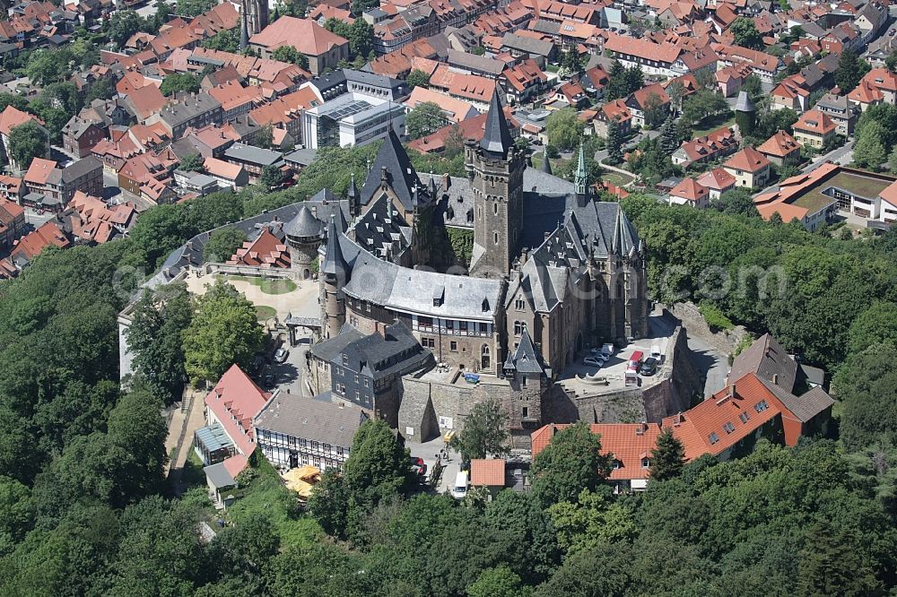 Aerial photograph Wernigerode - Castle of the fortress Schloss Wernigerode in Wernigerode in the state Saxony-Anhalt, Germany