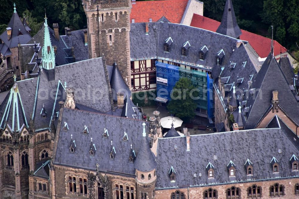 Wernigerode from the bird's eye view: Castle of the fortress Schloss Wernigerode in Wernigerode in the state Saxony-Anhalt, Germany